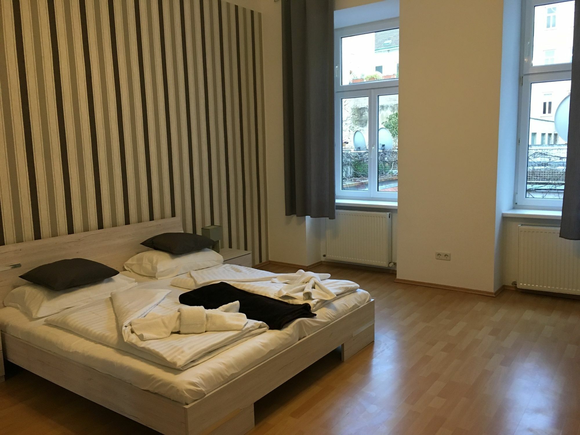 Holiday Vienna Apartments Luaran gambar
